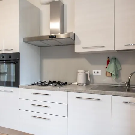 Lora Apartment,Free Private Parking, Self Check In,1 Como Exterior foto