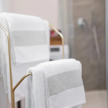 Lora Apartment,Free Private Parking, Self Check In,1 Como Exterior foto