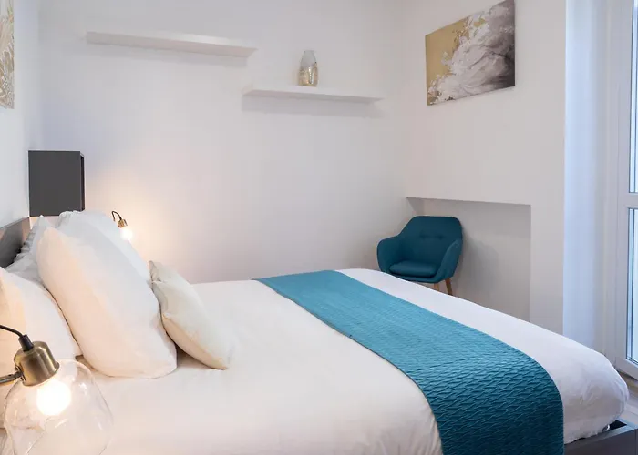 Lora Apartment,Free Private Parking, Self Check In,1
